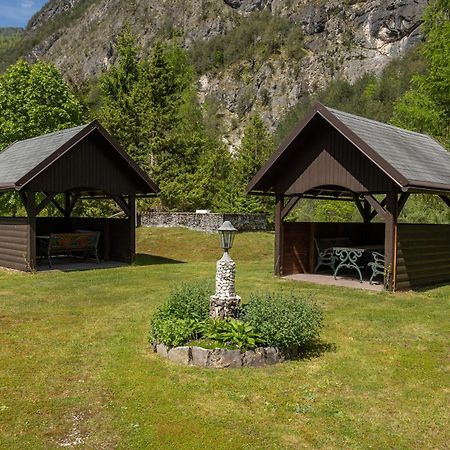 Appartamento Metoja Soča Esterno foto